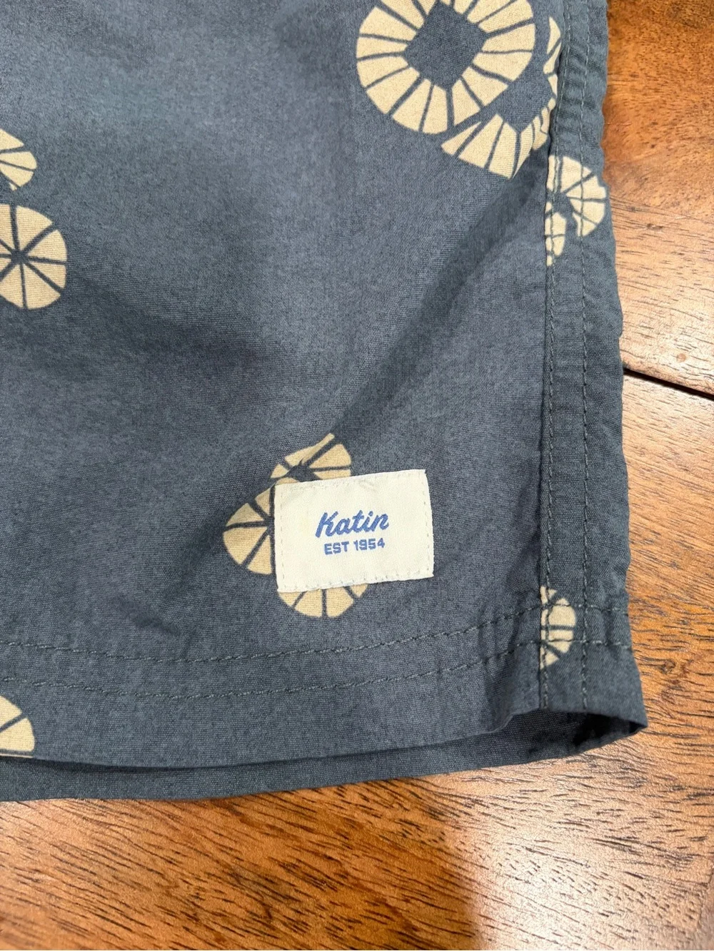 Katin Navy And Tan Print Swim Trunks with Drawstring Waist and Liner Mens Size S